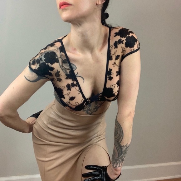 Nasty Gal Collection skirt Kinda Outta Luck SLIT NWOT nude beige leatherette - Picture 2 of 10